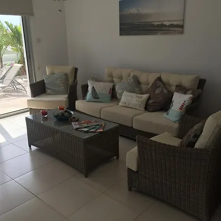 Sophia-eleni Villa Paralimni